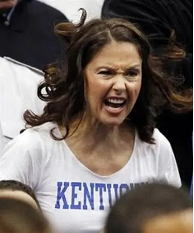 ashley-judd-medusa1.png