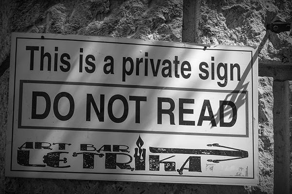 44,148-Private%20sign.jpg