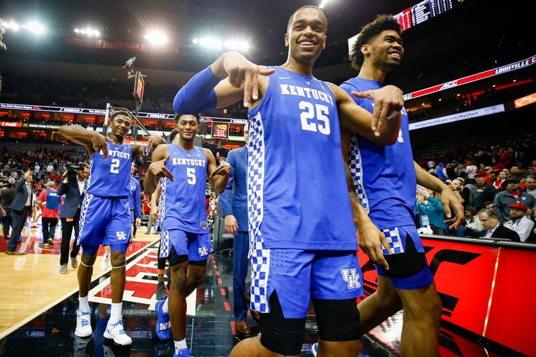 UK-players-Ls-down-2018-Yum-Center.jpg