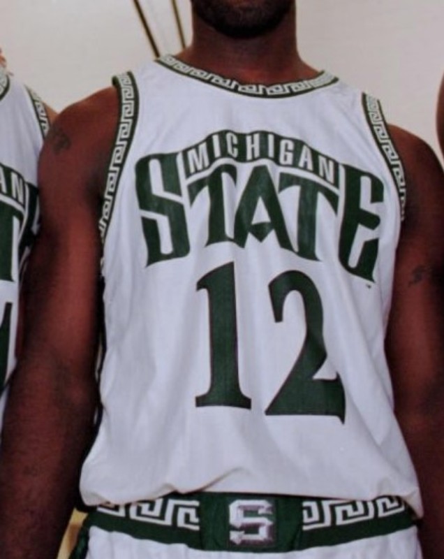 michigan-state-spartans-1995-00-home-jersey.jpg