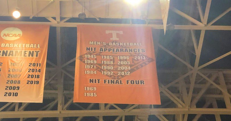 tennessee-hangs-nit-appearance-banners-dont-forget-that.jpg