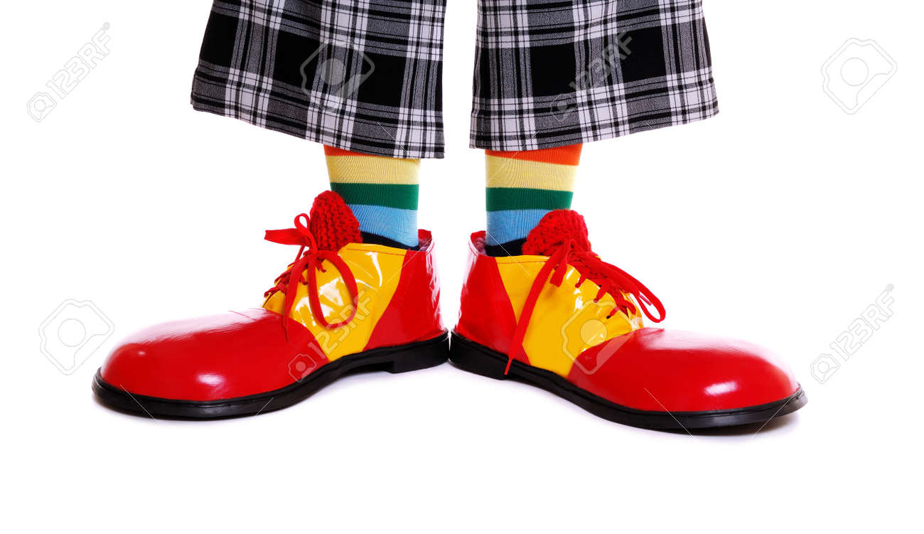 25839167-clown-shoes-on-white-background.jpg
